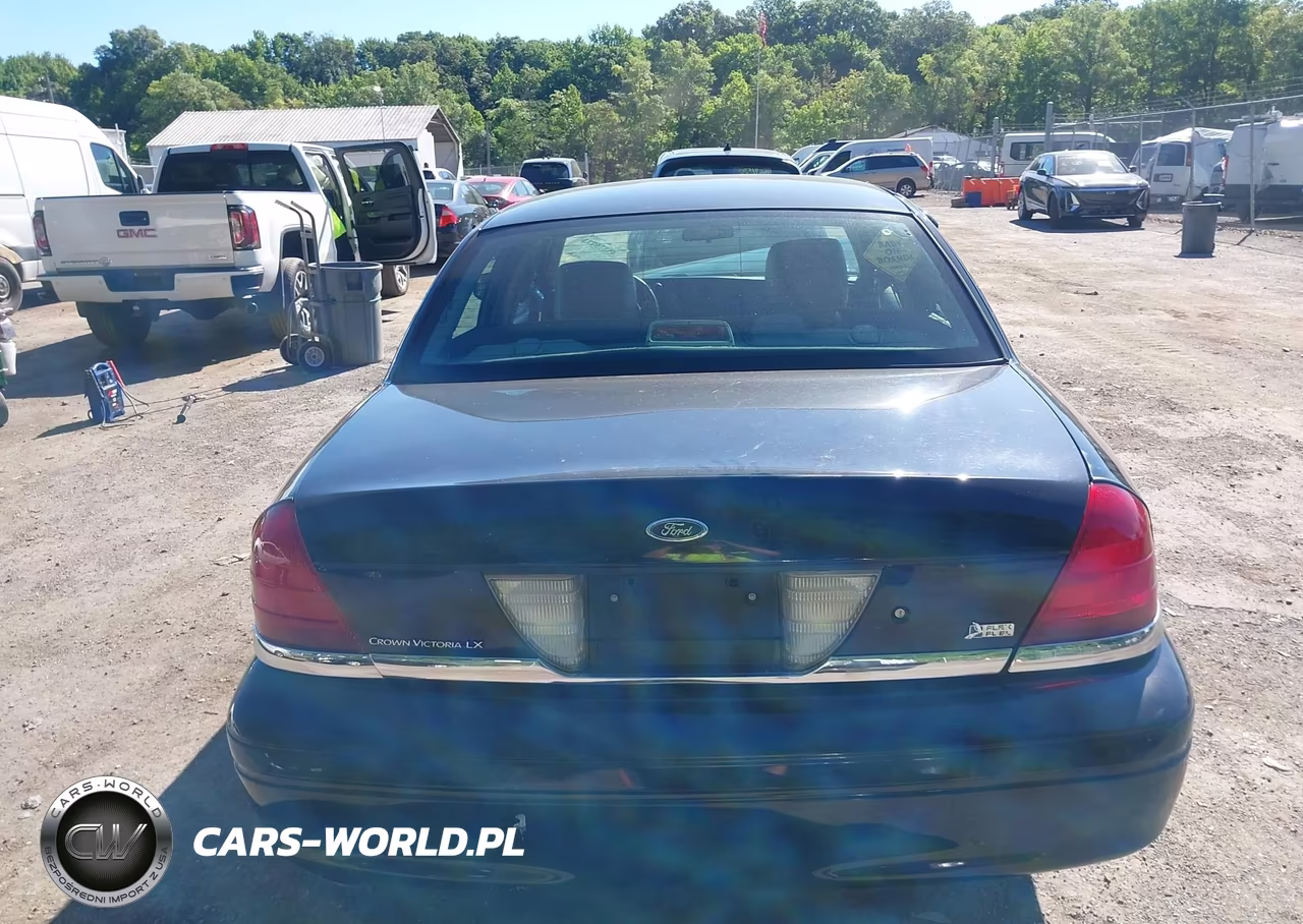 2011 Ford Crown Victoria Lx VIN:2FABP7EV8BX184616 - 16