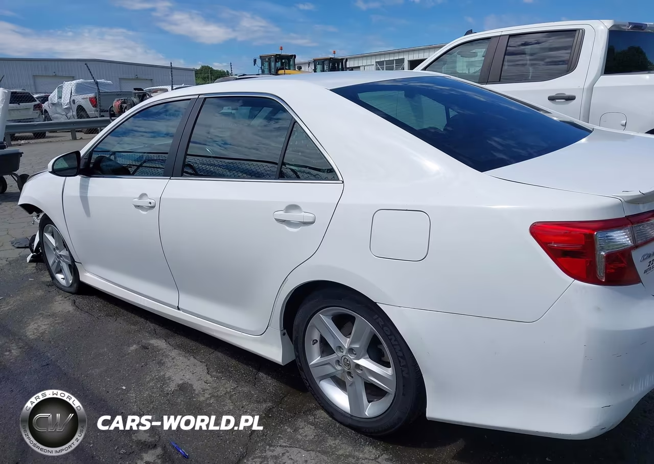 2014 Toyota Camry Se VIN:4T1BF1FK4EU346330 - 14