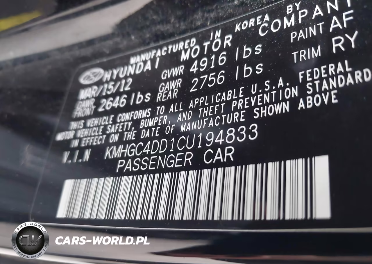 2012 Hyundai Genesis 3.8 VIN:KMHGC4DD1CU194833 - 9
