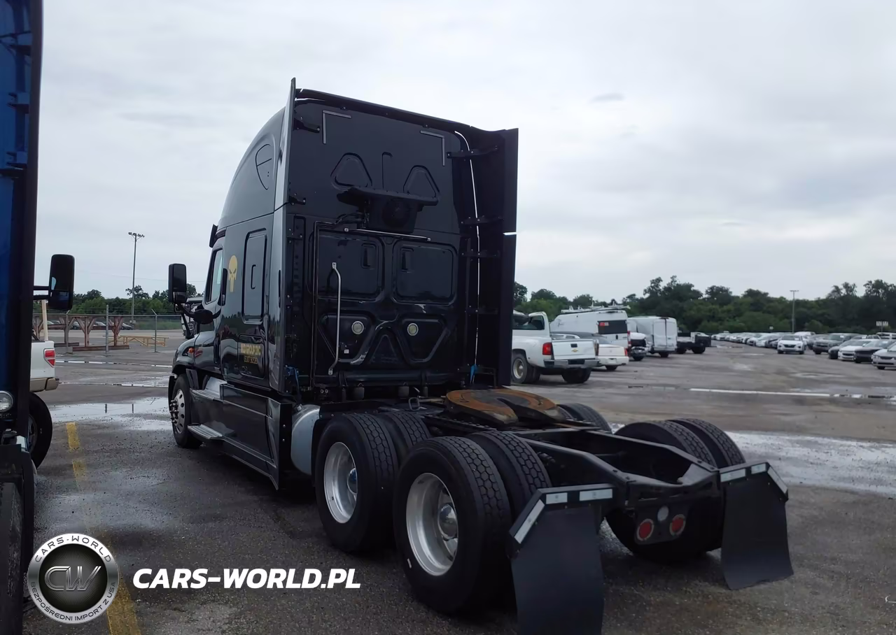 2017 Freightliner Cascadia 125 VIN:3AKJGLDR3HSJJ8481 - 3