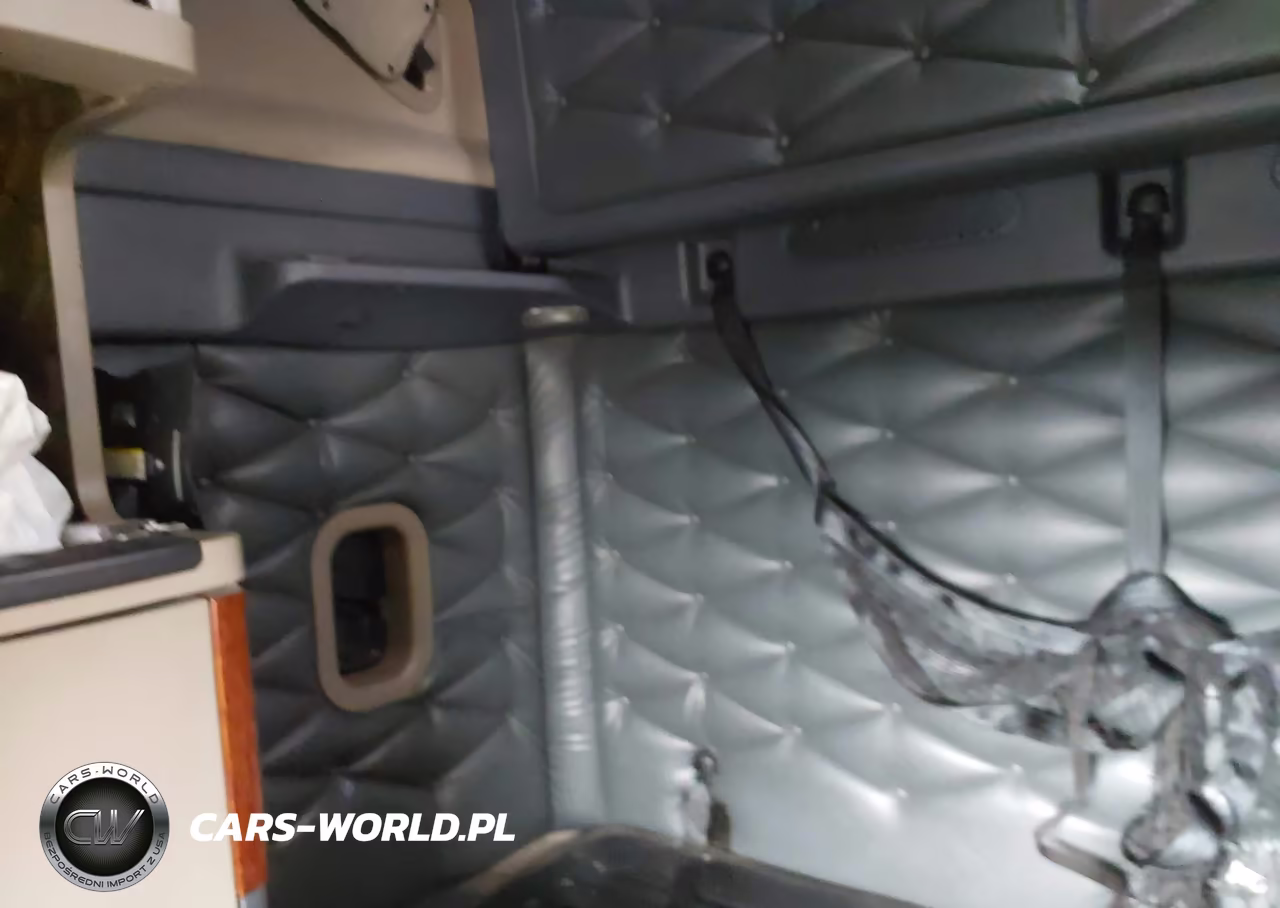 2017 Freightliner Cascadia 125 VIN:3AKJGLDR3HSJJ8481 - 6