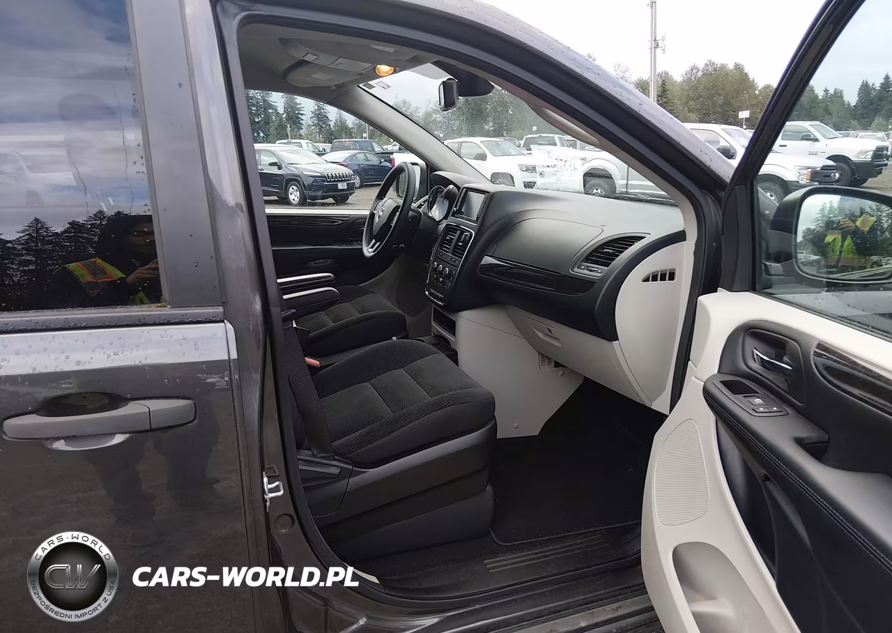 2019 Dodge Grand Caravan Se VIN:2C4RDGBG1KR568149 - 5