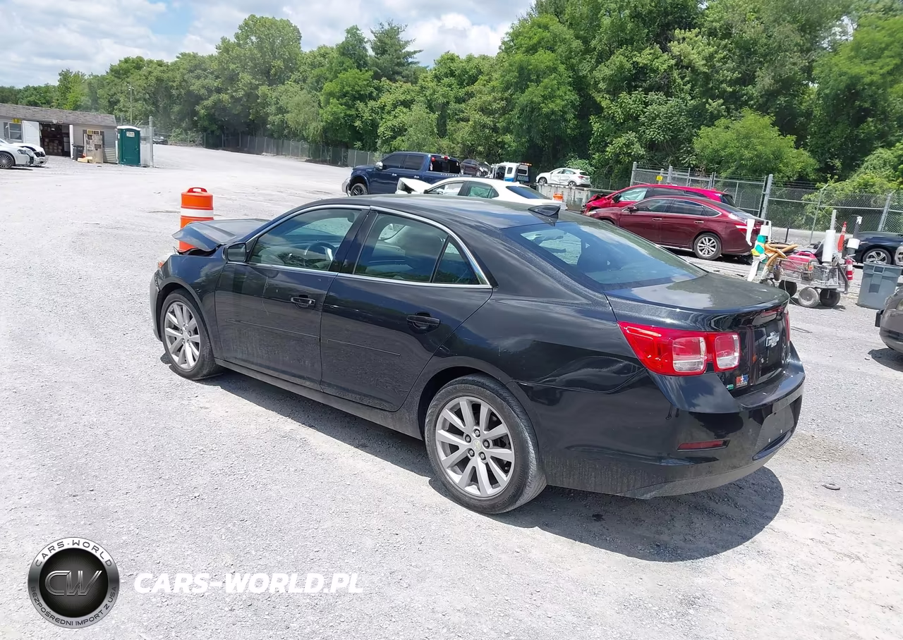 2015 Chevrolet Malibu 2Lt VIN:1G11D5SL1FF322822 - 3