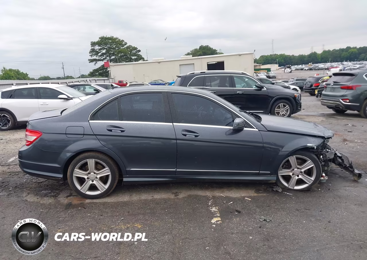 2011 Mercedes-Benz C 300 Sport 4Matic VIN:WDDGF8BB8BR175742 - 13