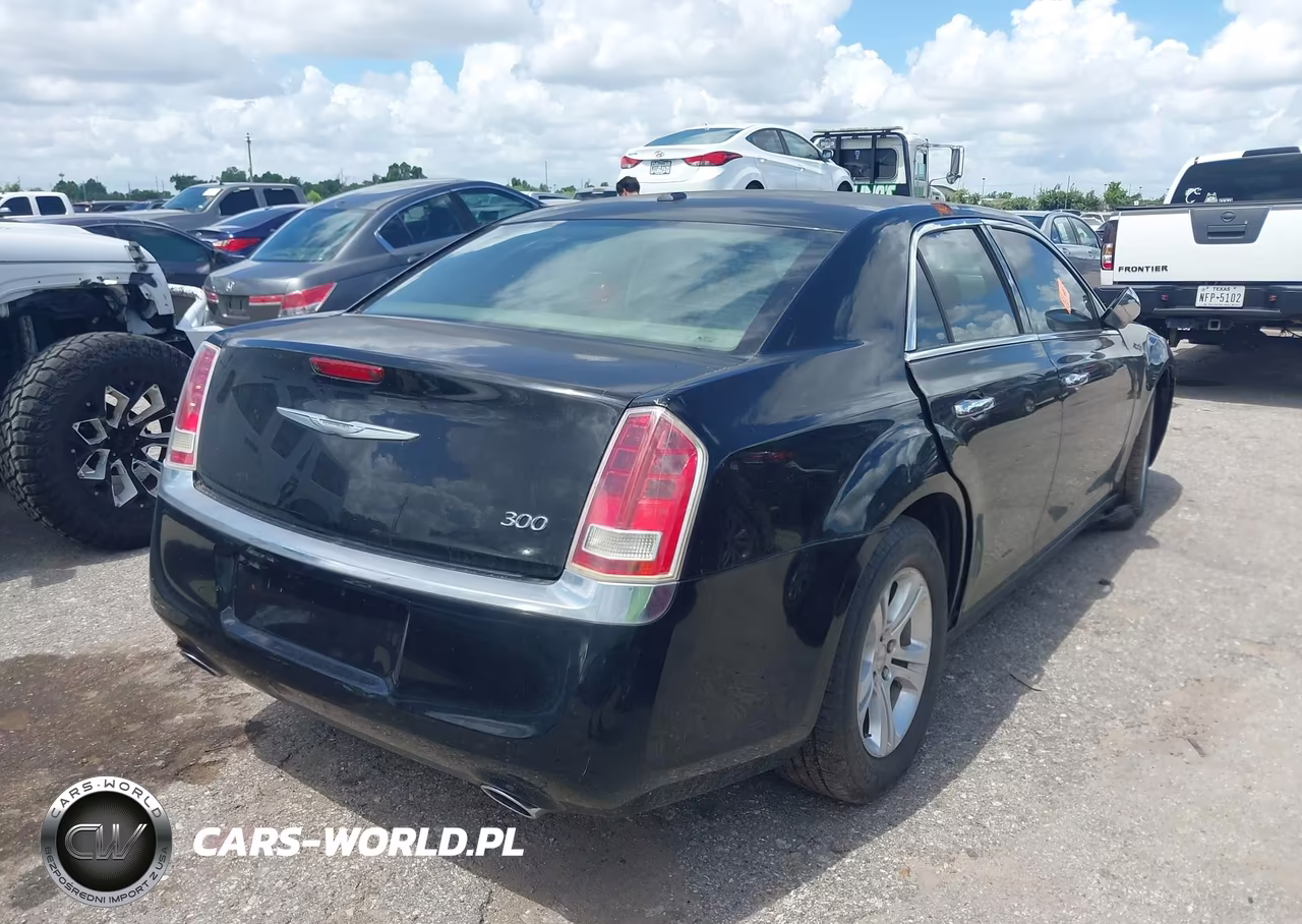2011 Chrysler 300 Limited VIN:2C3CA5CG8BH595537 - 4