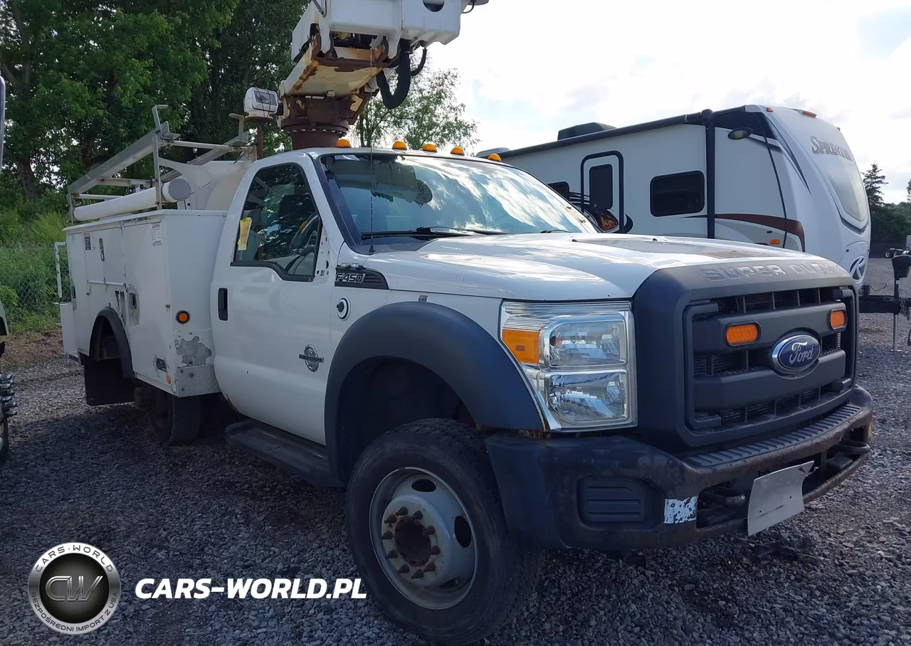 2014 Ford F-450 Chassis Xl