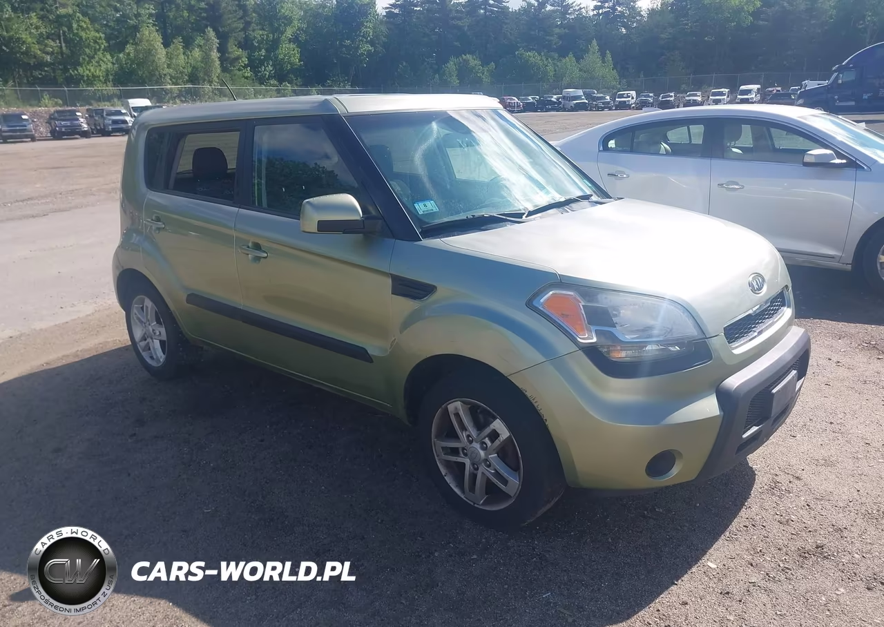 2011 Kia Soul +