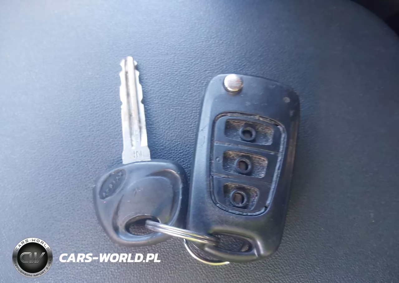 2011 Kia Soul + VIN:KNDJT2A20B7197818 - 11