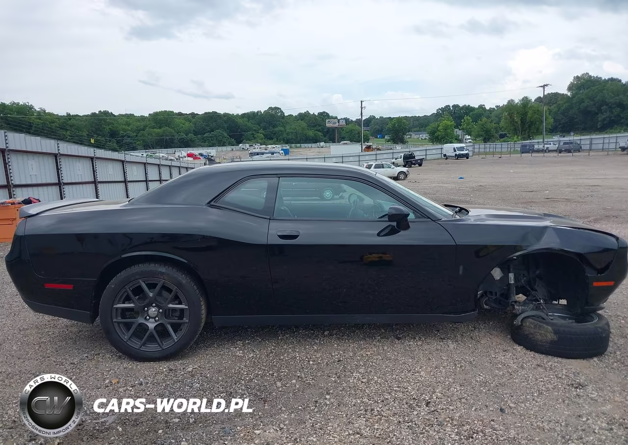 2016 Dodge Challenger R-T Plus VIN:2C3CDZBT4GH226145 - 13
