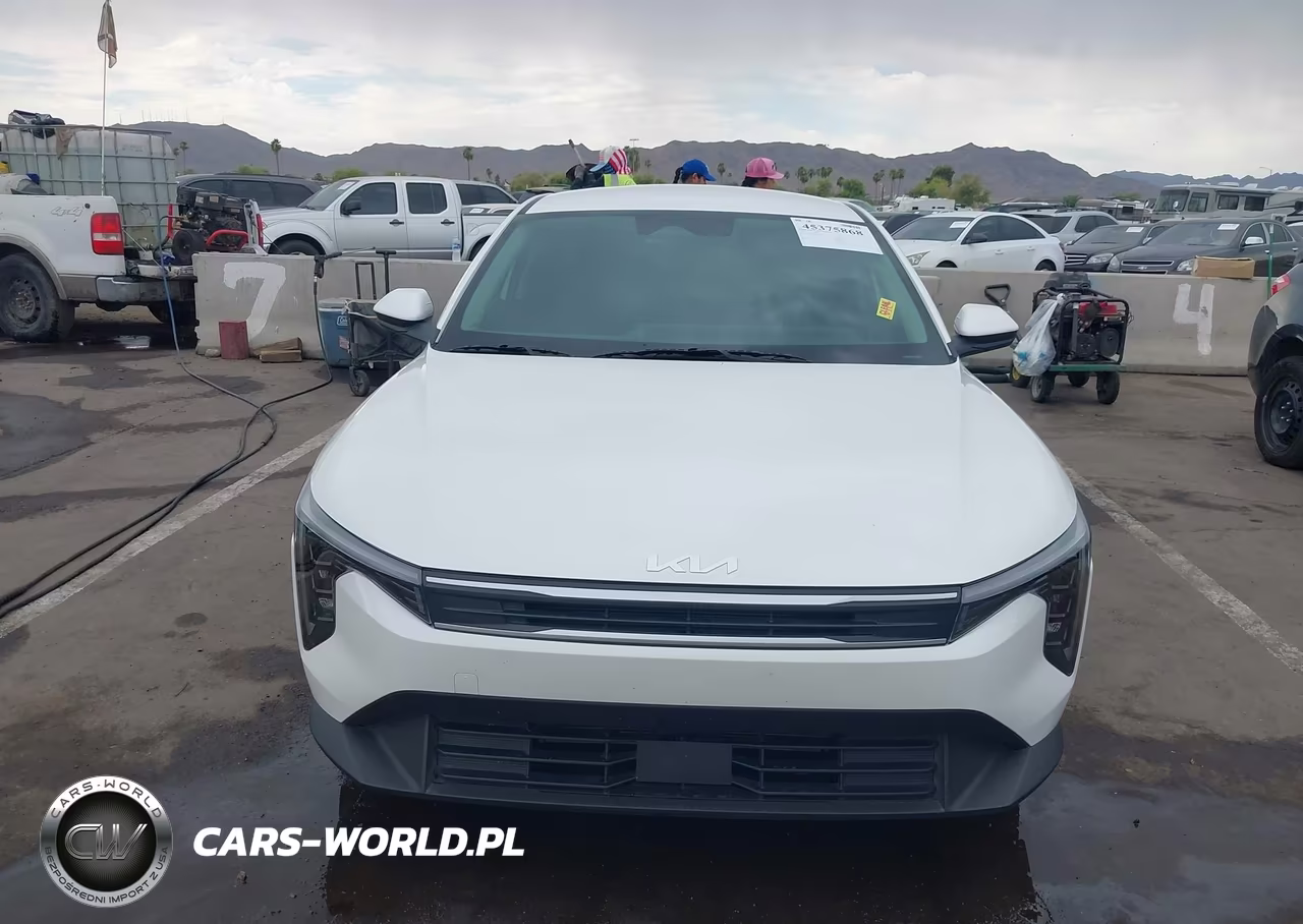 2025 Kia K4 Lxs VIN:3KPFT4DE6SE144967 - 12