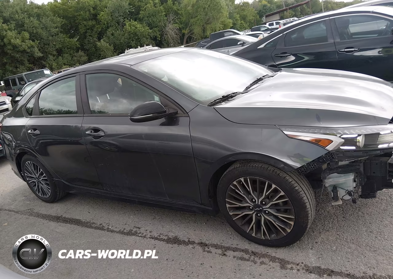 2023 Kia Forte Gt Line VIN:3KPF54AD0PE553978 - 13