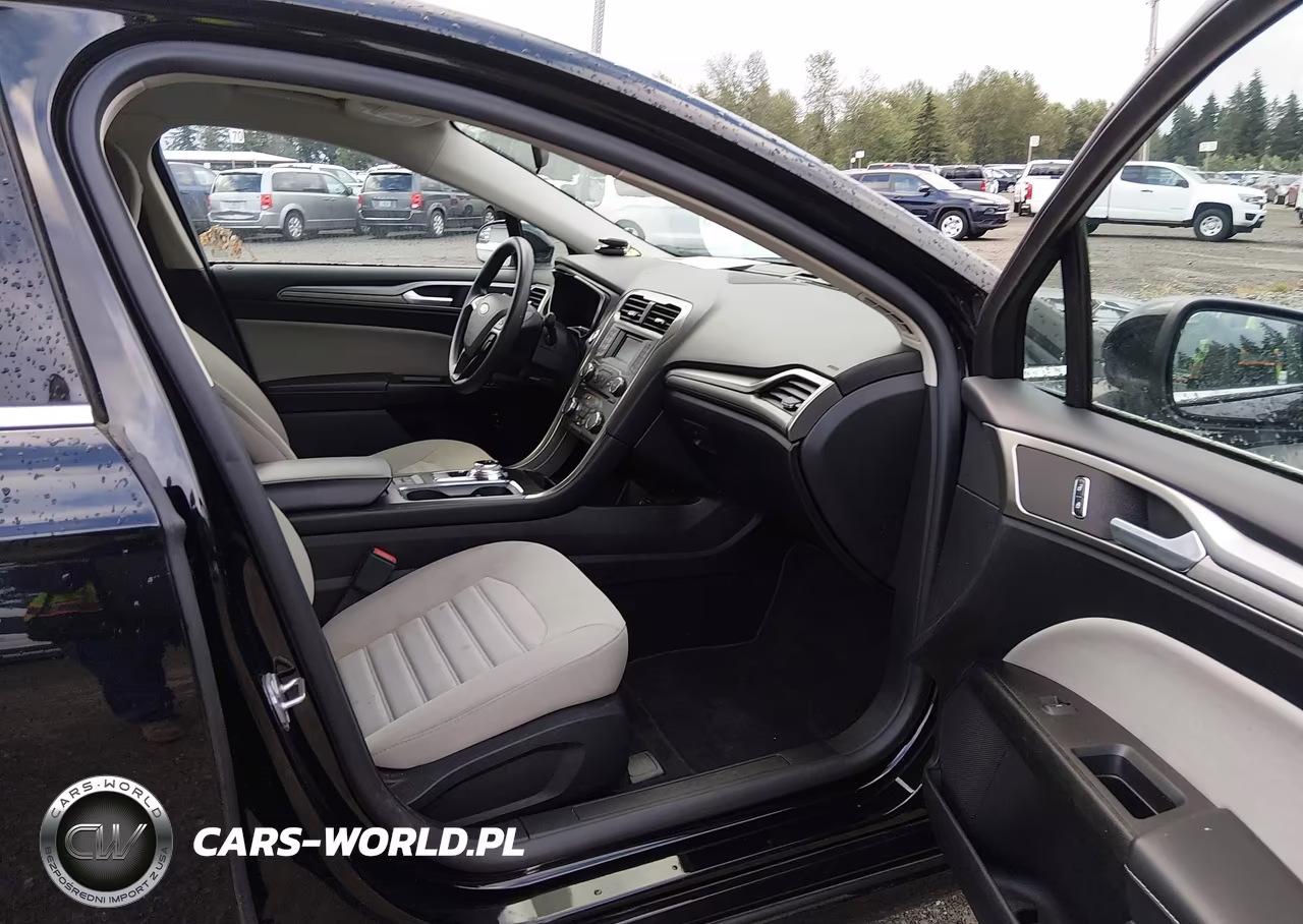2018 Ford Fusion Hybrid S VIN:3FA6P0UU3JR198390 - 5