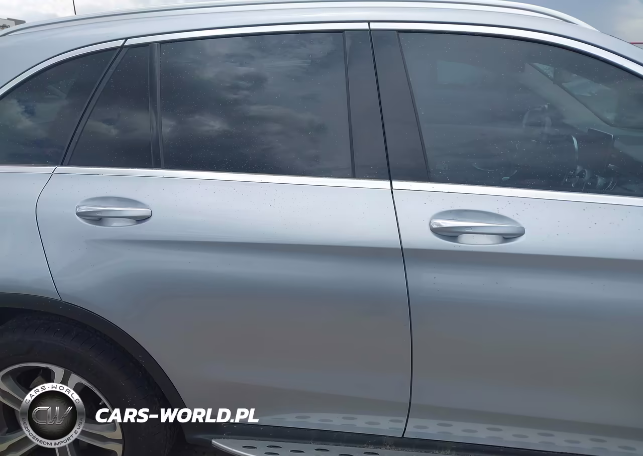 2017 Mercedes-Benz Glc 300 4Matic VIN:WDC0G4KB2HF237156 - 13