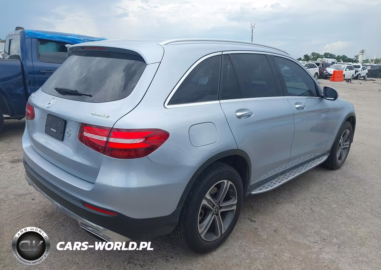 2017 Mercedes-Benz Glc 300 4Matic VIN:WDC0G4KB2HF237156 - 4