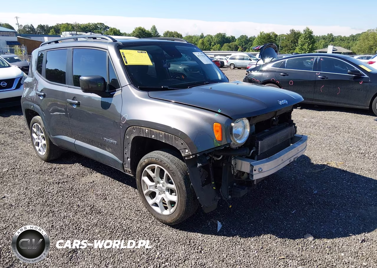 2017 Jeep Renegade Latitude 4X4 – zdjęcie 1 z 17