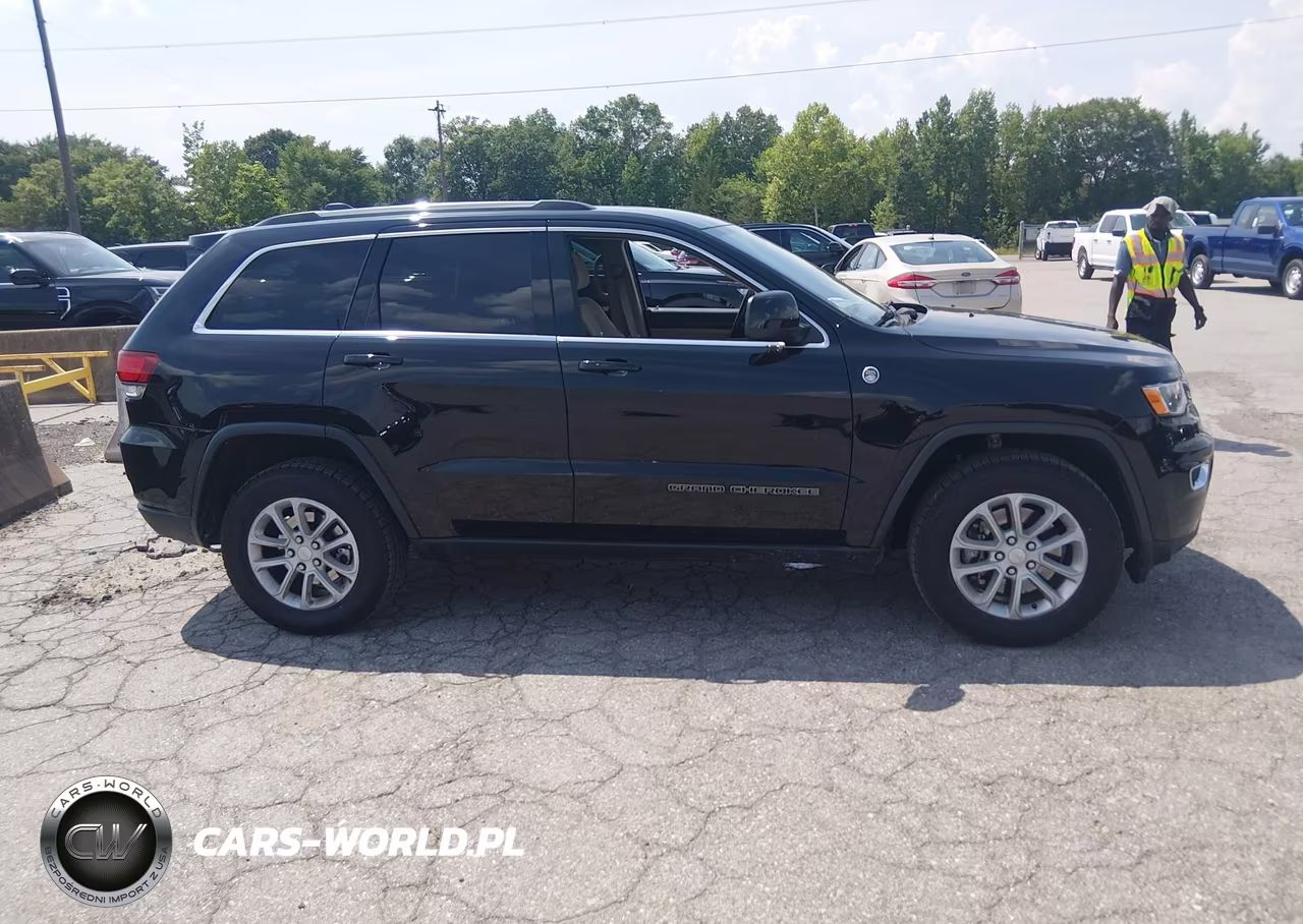 2021 Jeep Grand Cherokee Laredo E 4X4 VIN:1C4RJFAG6MC793652 - 15
