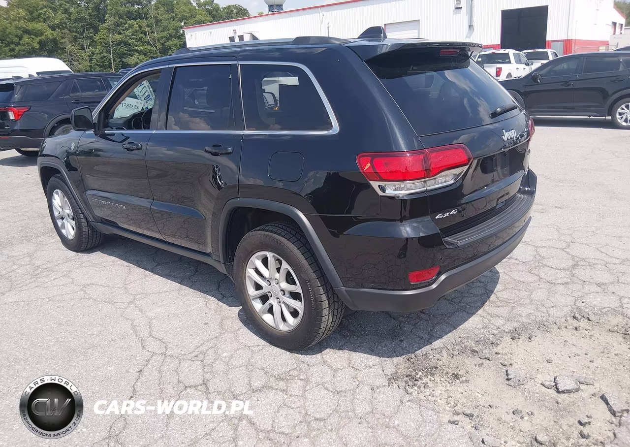 2021 Jeep Grand Cherokee Laredo E 4X4 VIN:1C4RJFAG6MC793652 - 3