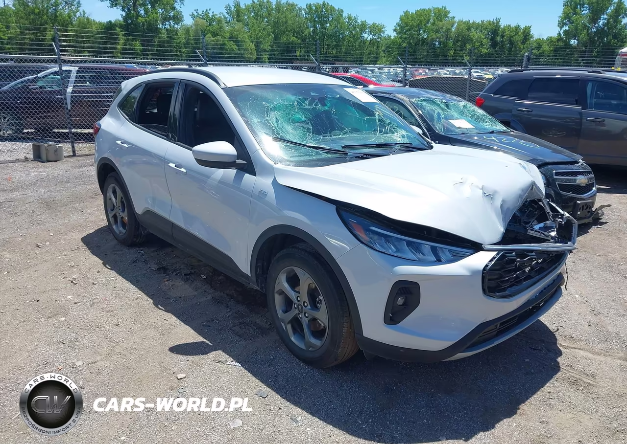 2025 Ford Escape St-Line Select – zdjęcie 1 z 16