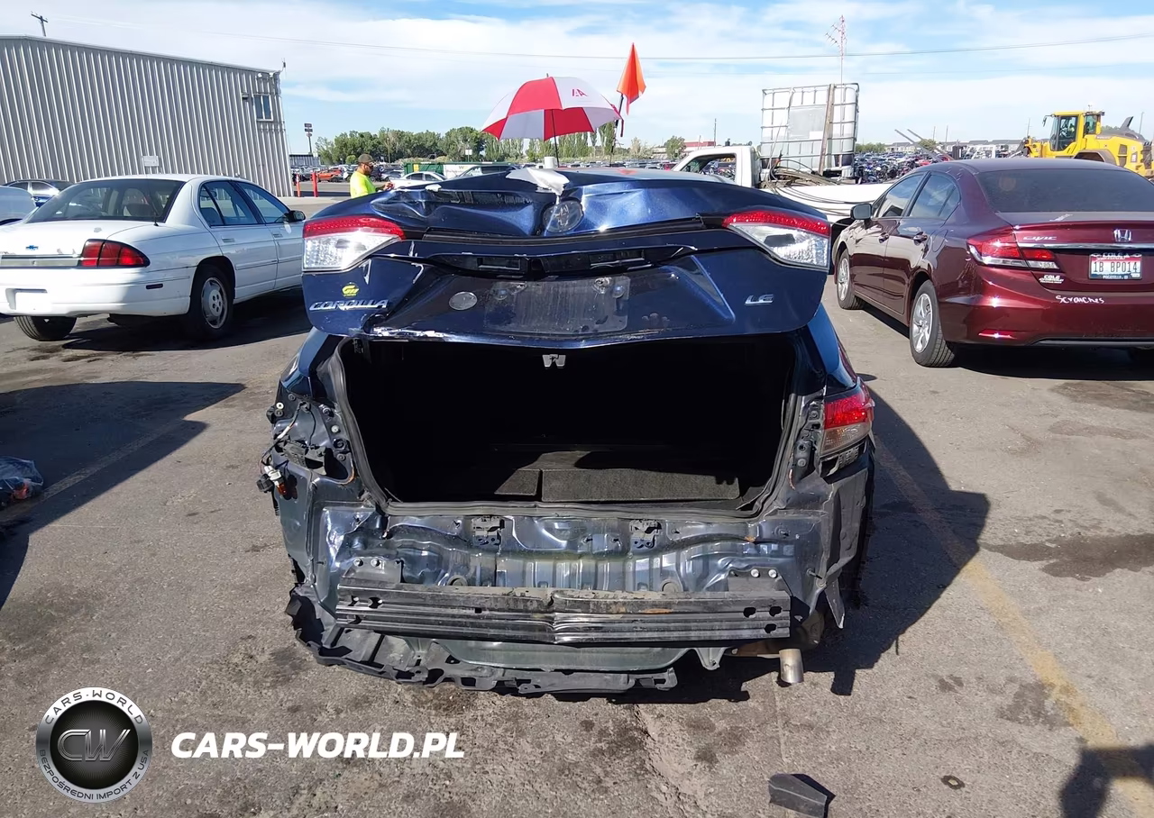 2021 Toyota Corolla Le VIN:5YFEPMAE1MP186128 - 17