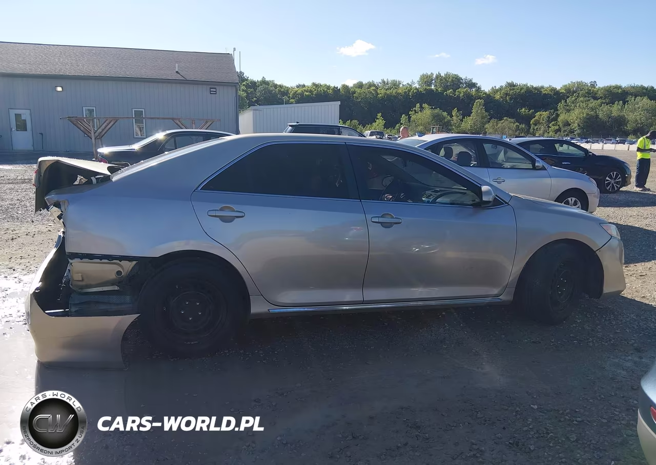 2012 Toyota Camry Le VIN:4T4BF1FK1CR212765 - 13