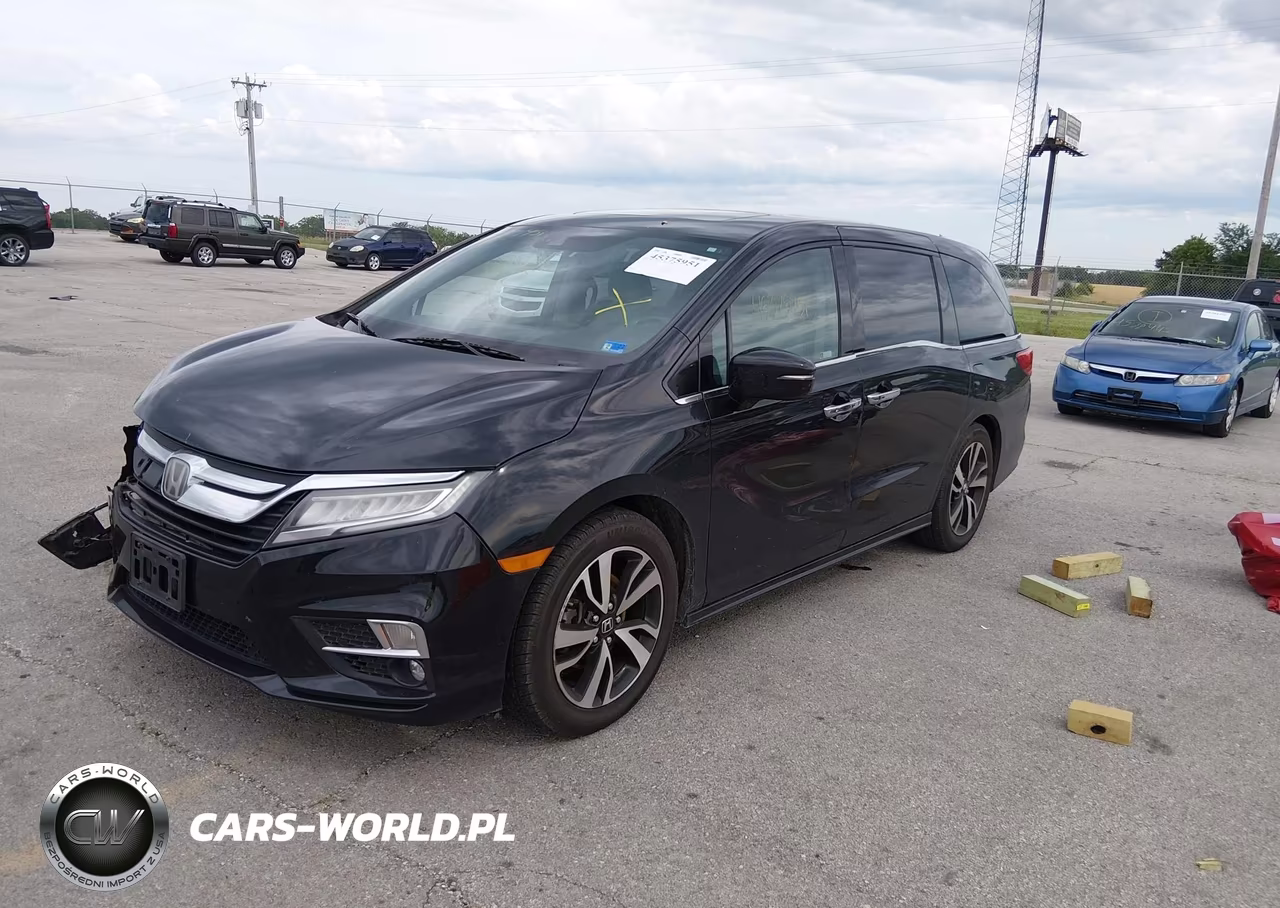 2018 Honda Odyssey Elite VIN:5FNRL6H97JB099746 - 2