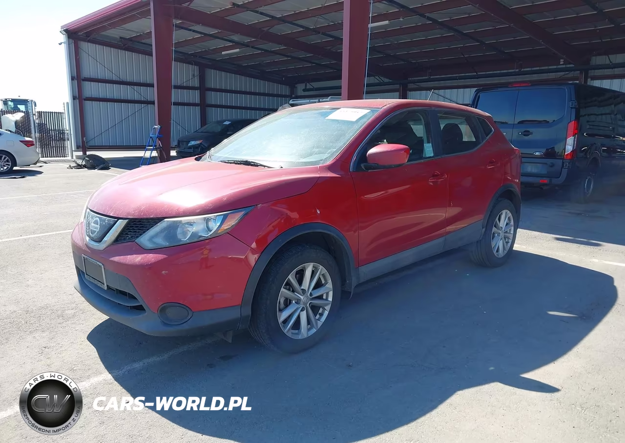 2018 Nissan Rogue Sport S VIN:JN1BJ1CP7JW158325 - 2