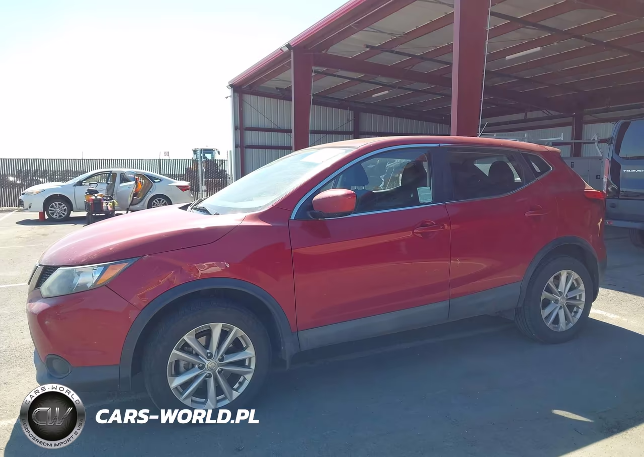 2018 Nissan Rogue Sport S VIN:JN1BJ1CP7JW158325 - 6