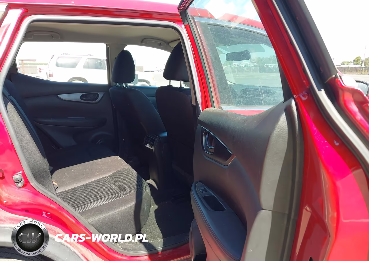 2018 Nissan Rogue Sport S VIN:JN1BJ1CP7JW158325 - 8
