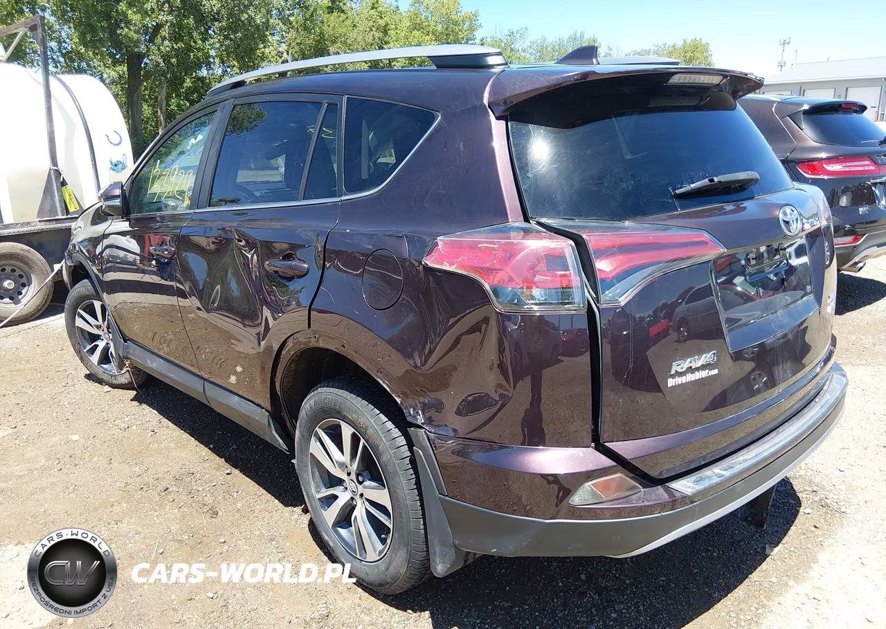 2018 Toyota Rav4 Xle VIN:2T3RFREV5JW836186 - 12
