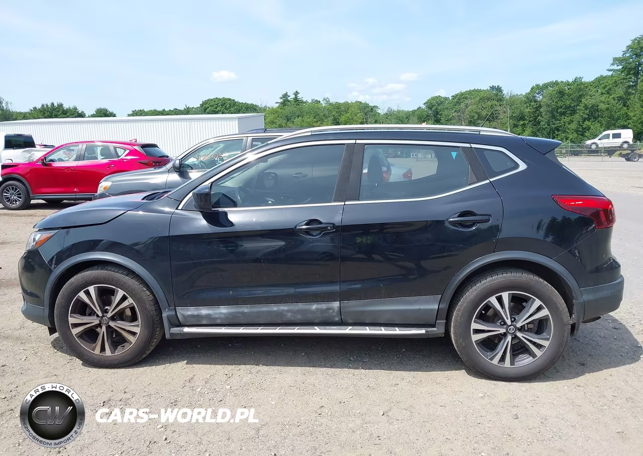2017 Nissan Rogue Sport S VIN:JN1BJ1CRXHW130160 - 14