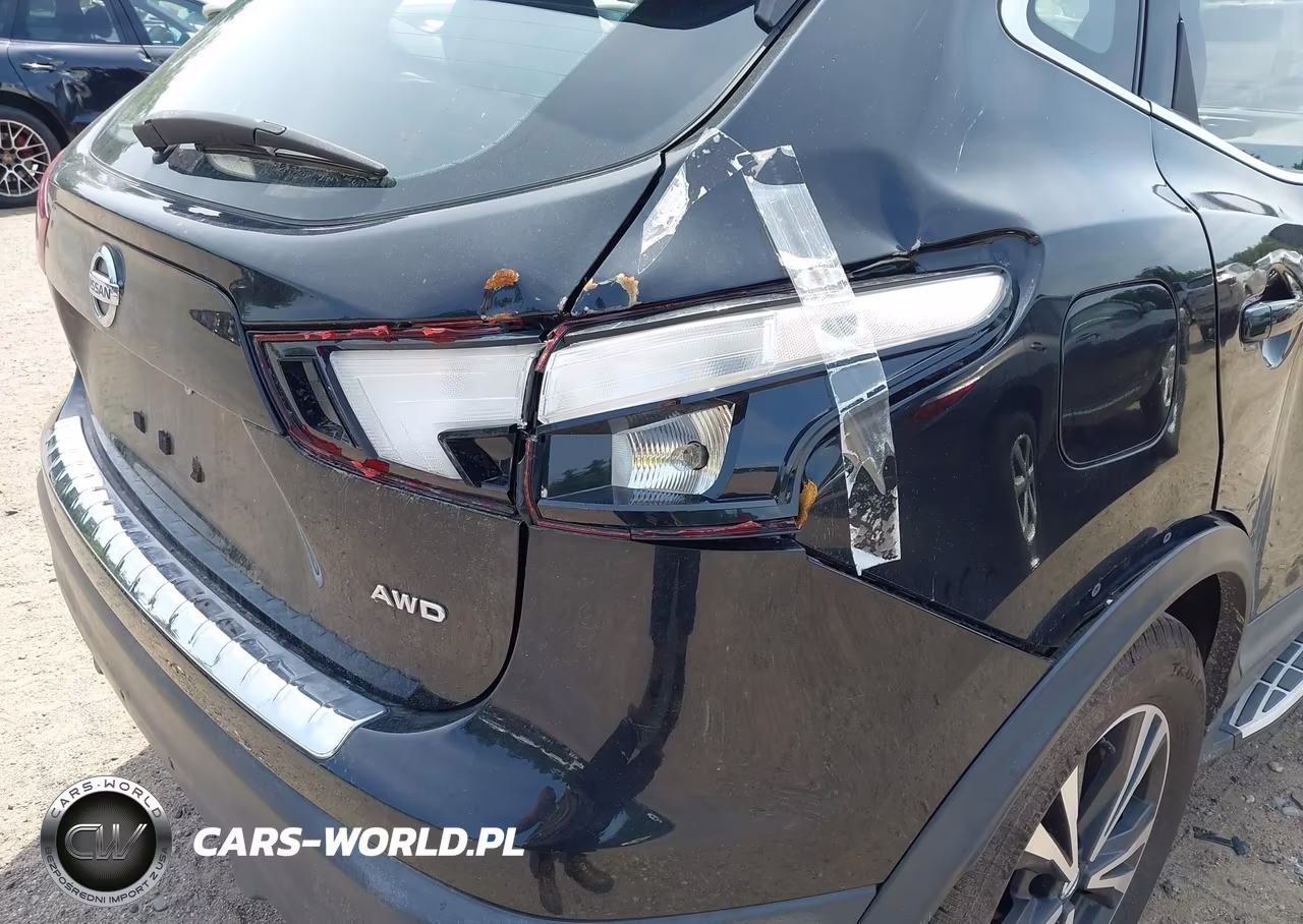 2017 Nissan Rogue Sport S VIN:JN1BJ1CRXHW130160 - 18