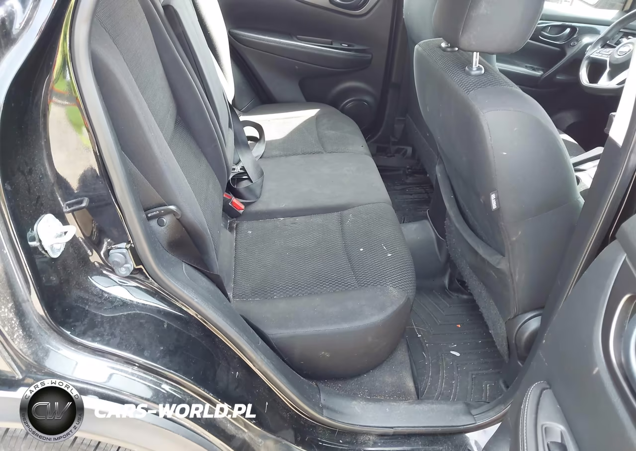 2017 Nissan Rogue Sport S VIN:JN1BJ1CRXHW130160 - 8