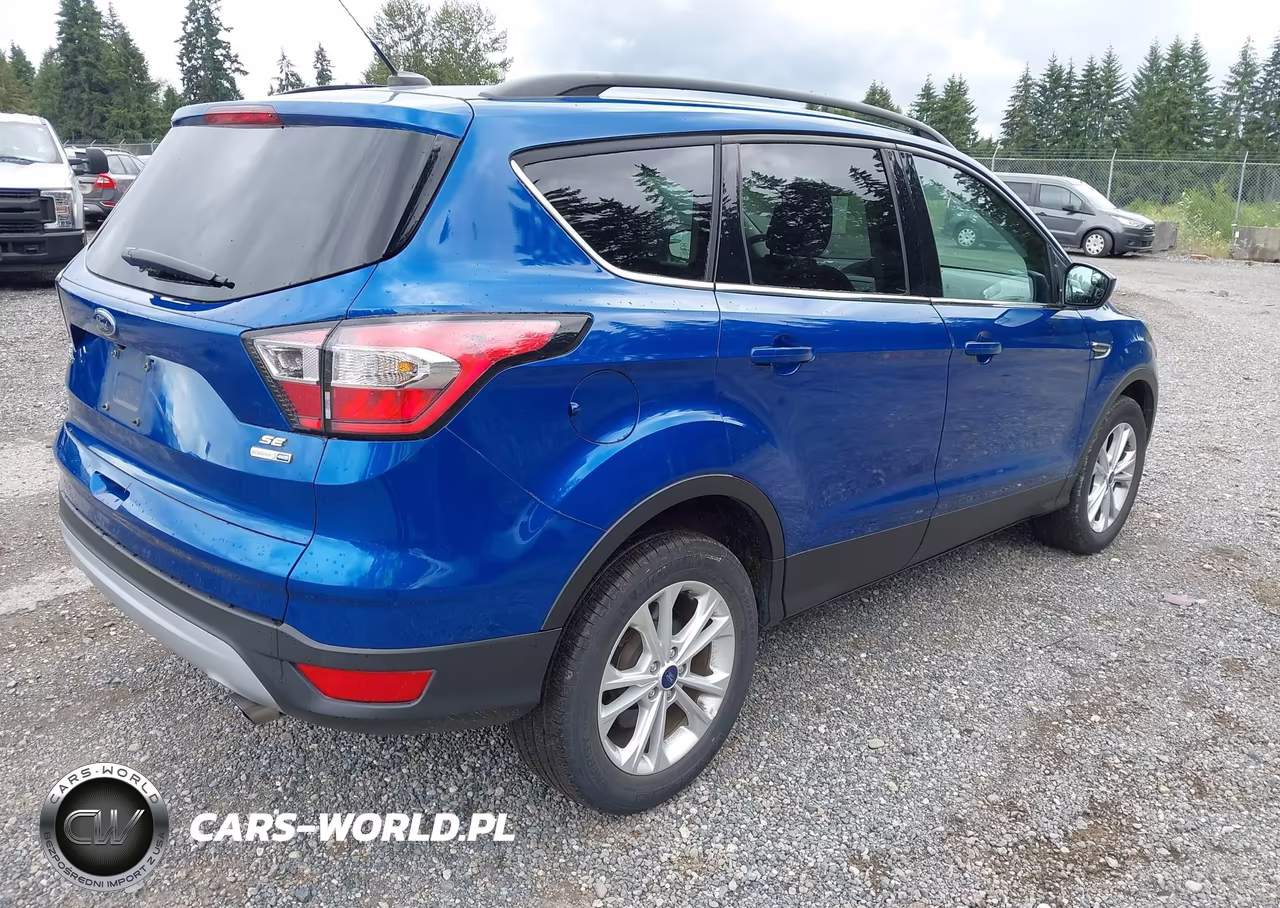 2018 Ford Escape Se VIN:1FMCU9GD0JUD08807 - 4