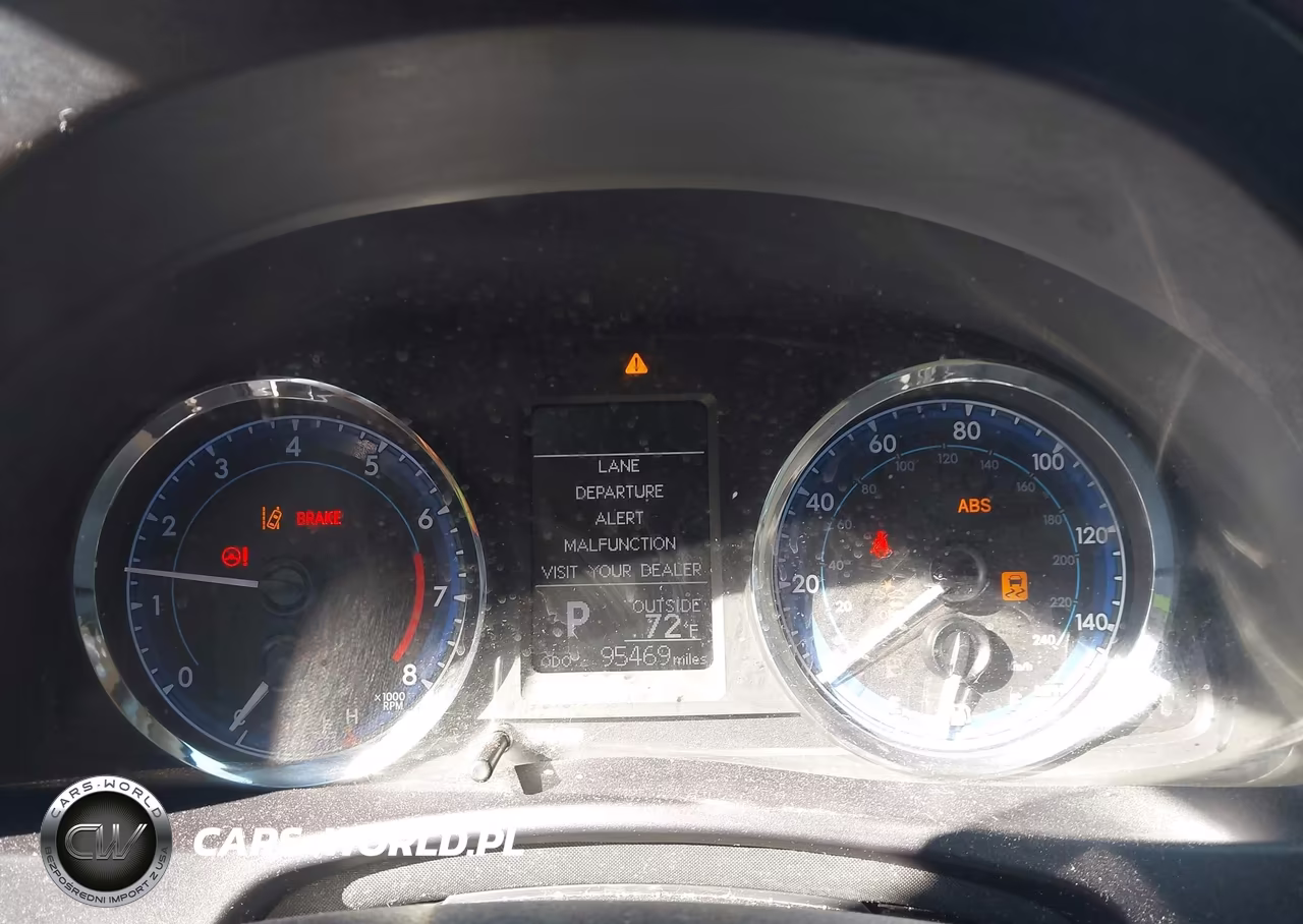 2019 Toyota Corolla Le VIN:5YFBURHE1KP897758 - 7