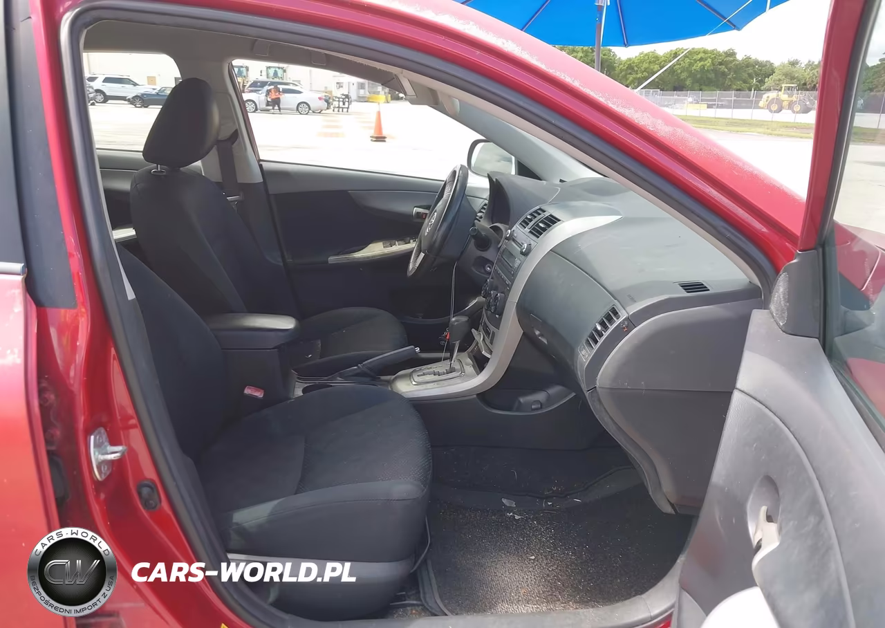 2010 Toyota Corolla S VIN:2T1BU4EE0AC463272 - 5