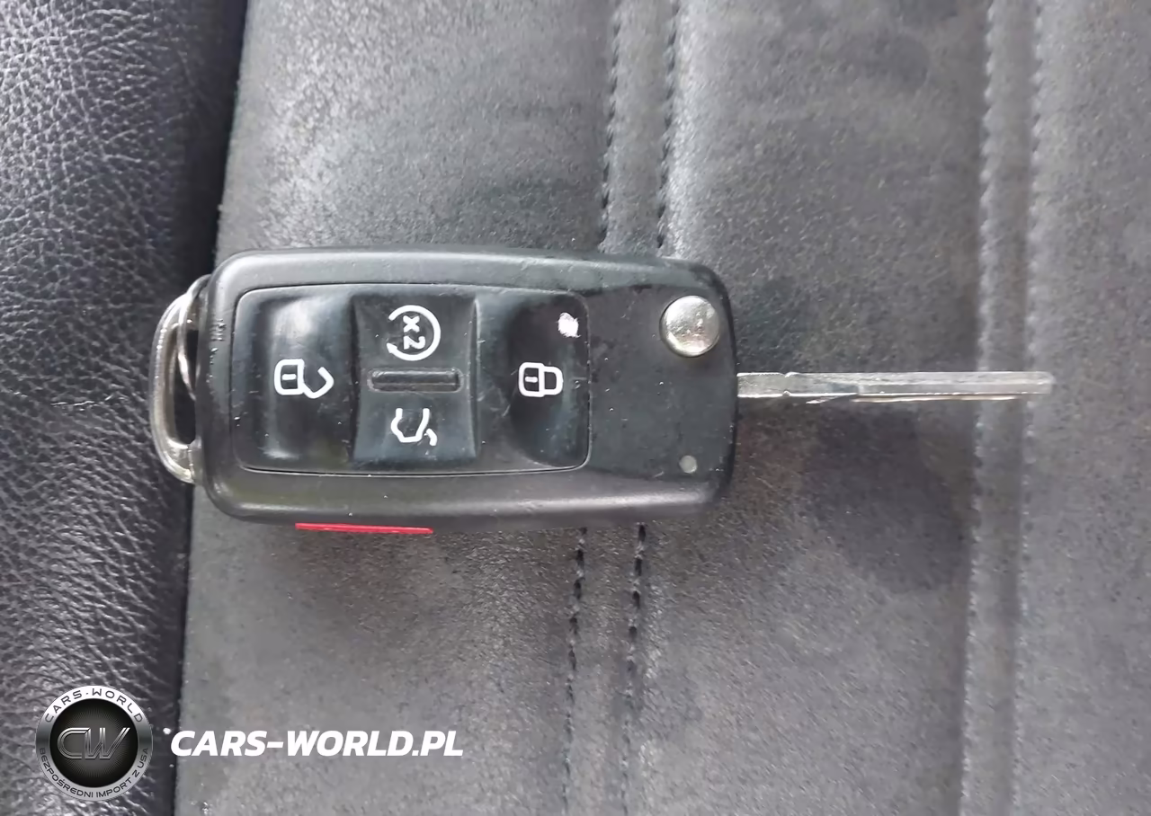 2015 Volkswagen Passat 3.6L V6 Sel Premium VIN:1VWCM7A39FC083838 - 11
