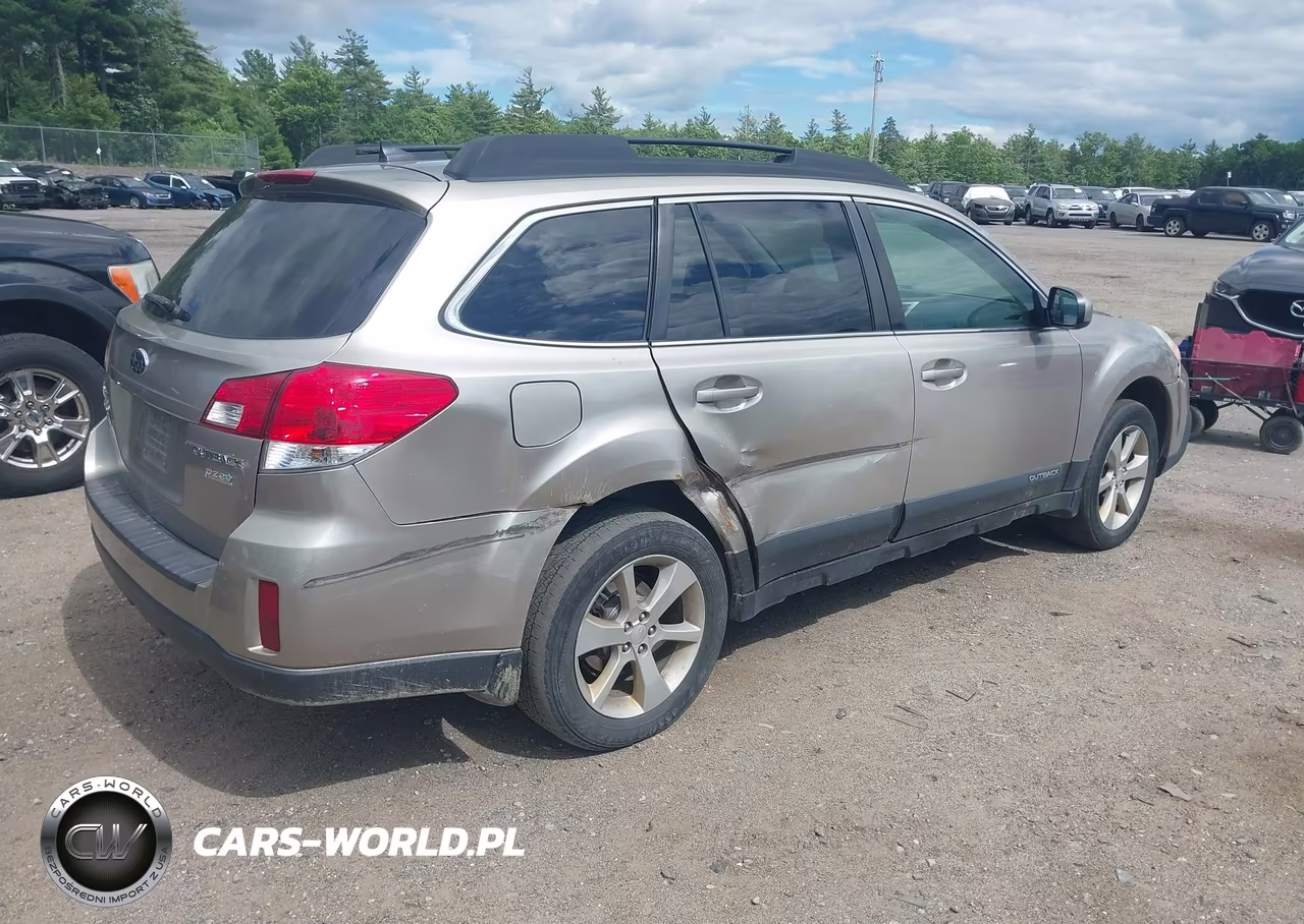 2014 Subaru Outback 2.5I Limited VIN:4S4BRBLC8E3247610 - 4