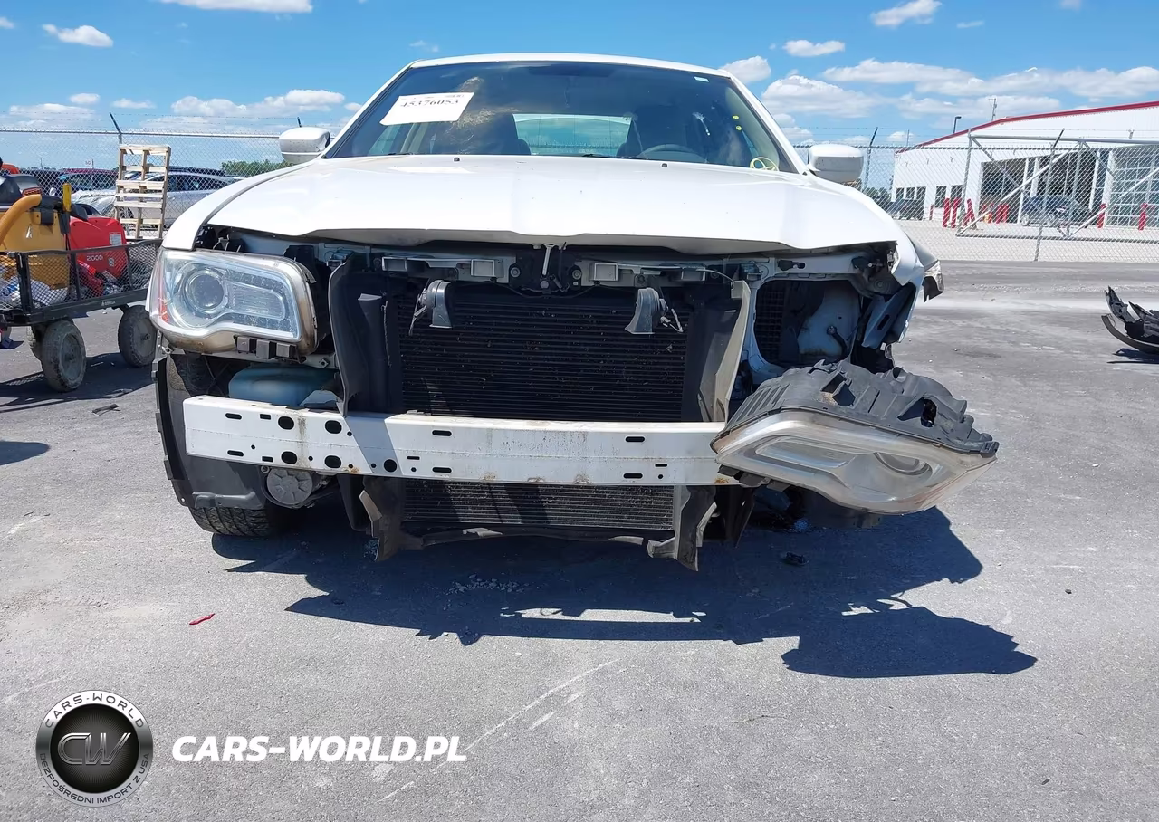 2012 Chrysler 300 VIN:2C3CCAAG3CH166524 - 6