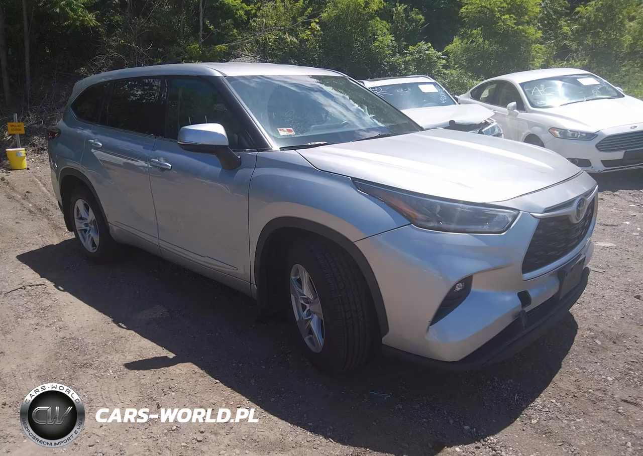 2021 Toyota Highlander Le – zdjęcie 1 z 16