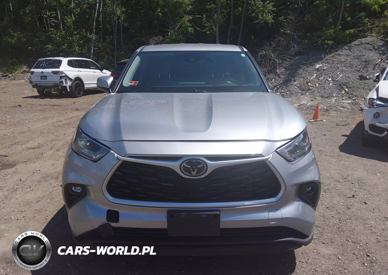 2021 Toyota Highlander Le VIN:5TDBZRBH9MS145160 - 12