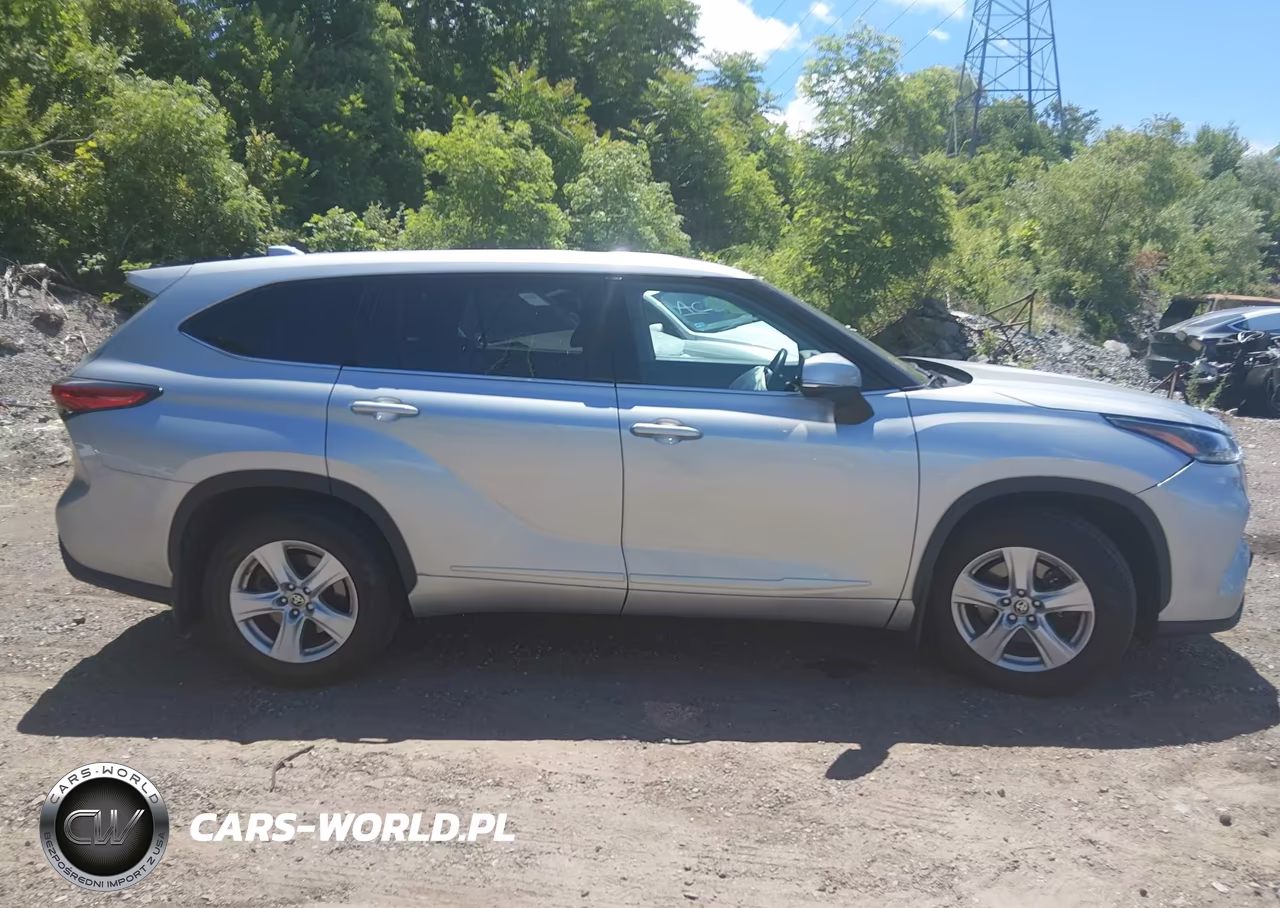 2021 Toyota Highlander Le VIN:5TDBZRBH9MS145160 - 13