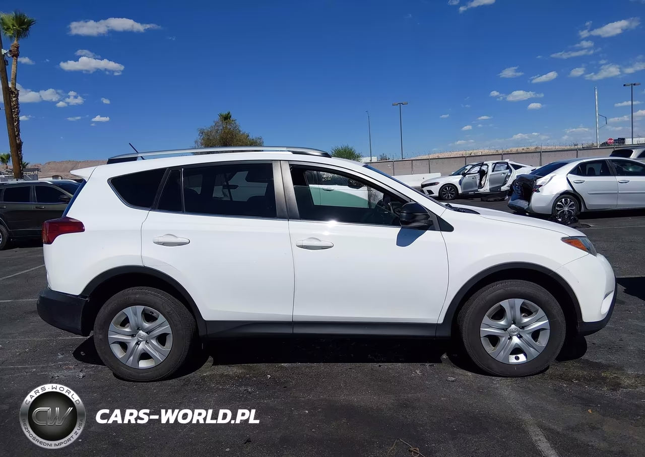 2015 Toyota Rav4 Le VIN:JTMBFREVXFJ022865 - 13