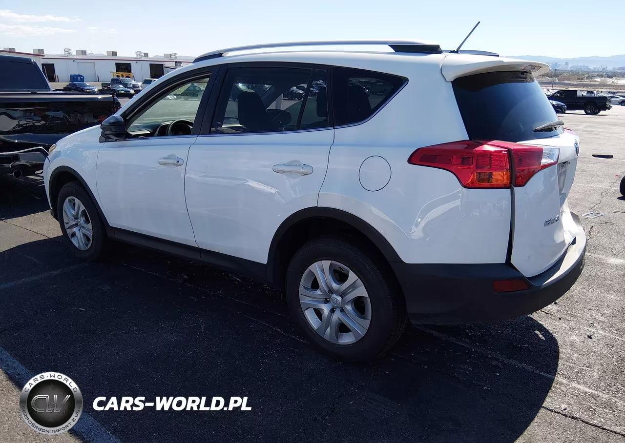 2015 Toyota Rav4 Le VIN:JTMBFREVXFJ022865 - 3