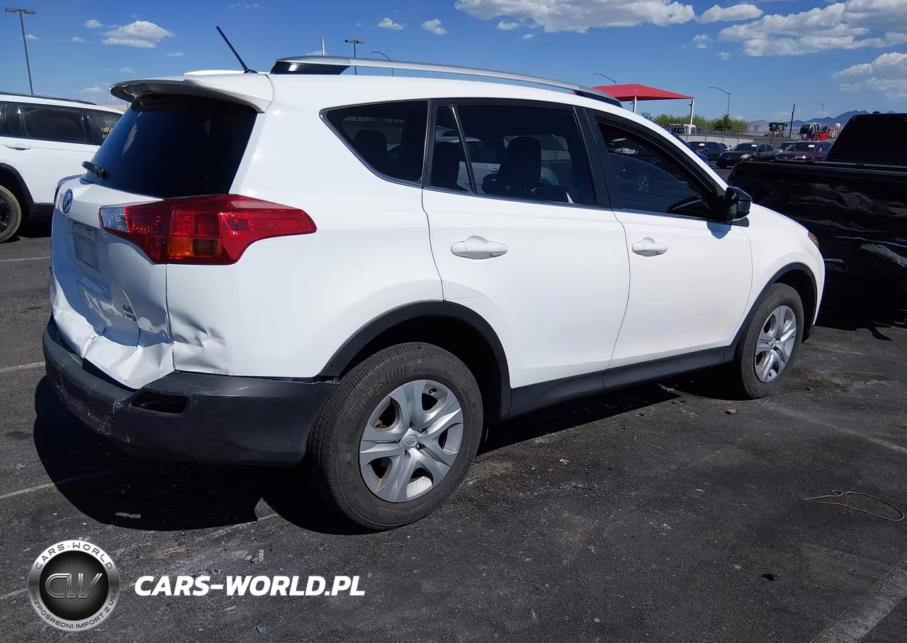 2015 Toyota Rav4 Le VIN:JTMBFREVXFJ022865 - 4