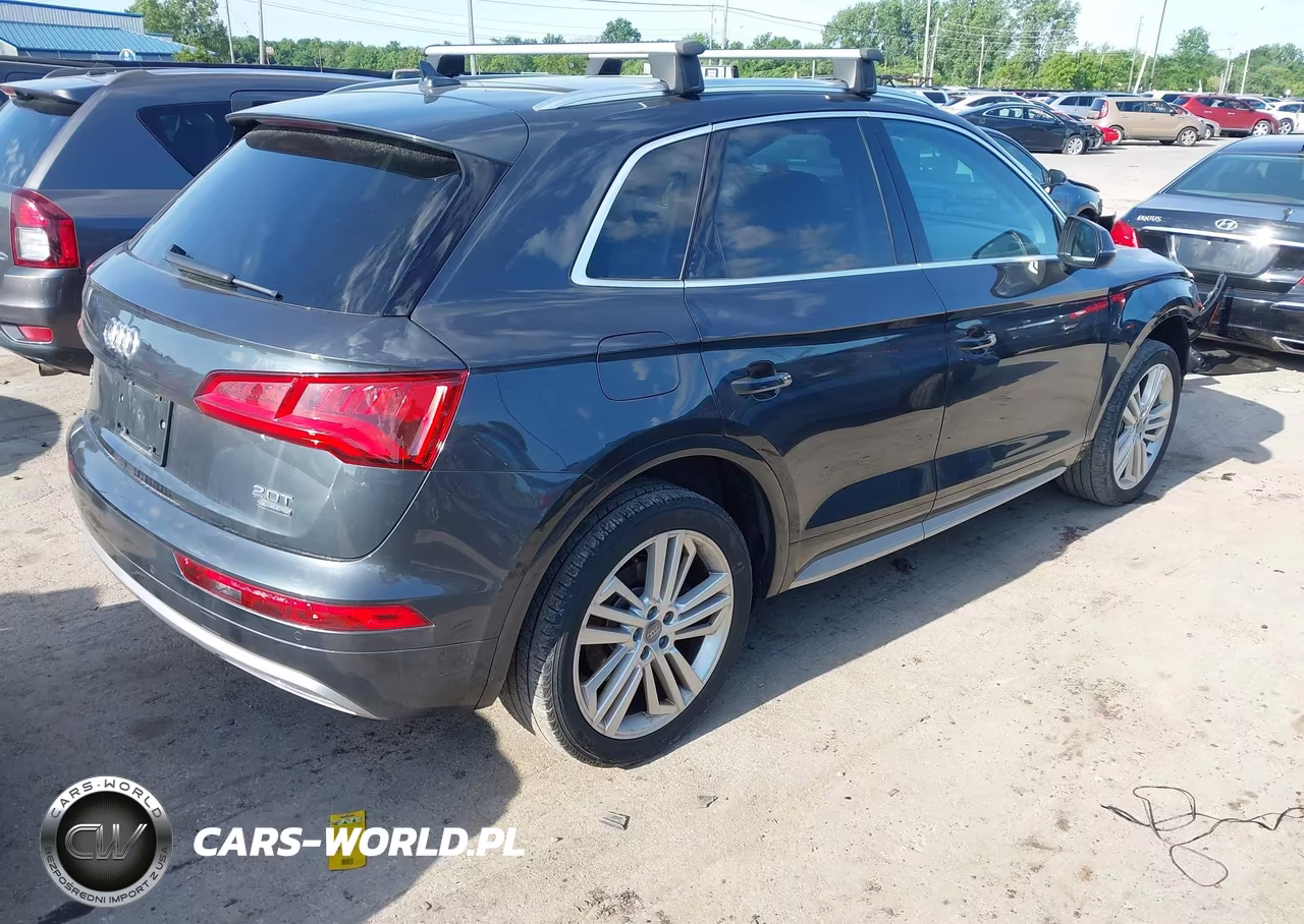 2018 Audi Q5 2.0T Premium-2.0T Tech Premium VIN:WA1BNAFY5J2216309 - 4