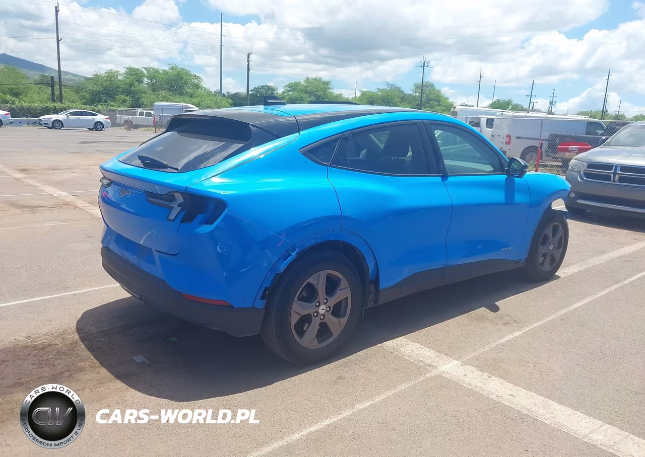 2023 Ford Mustang Mach-E Select VIN:3FMTK1R41PMA87493 - 4
