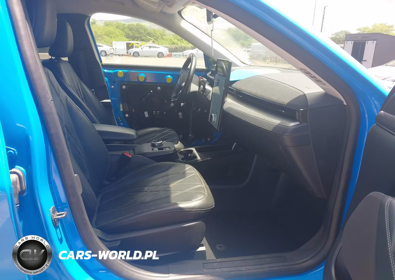 2023 Ford Mustang Mach-E Select VIN:3FMTK1R41PMA87493 - 5