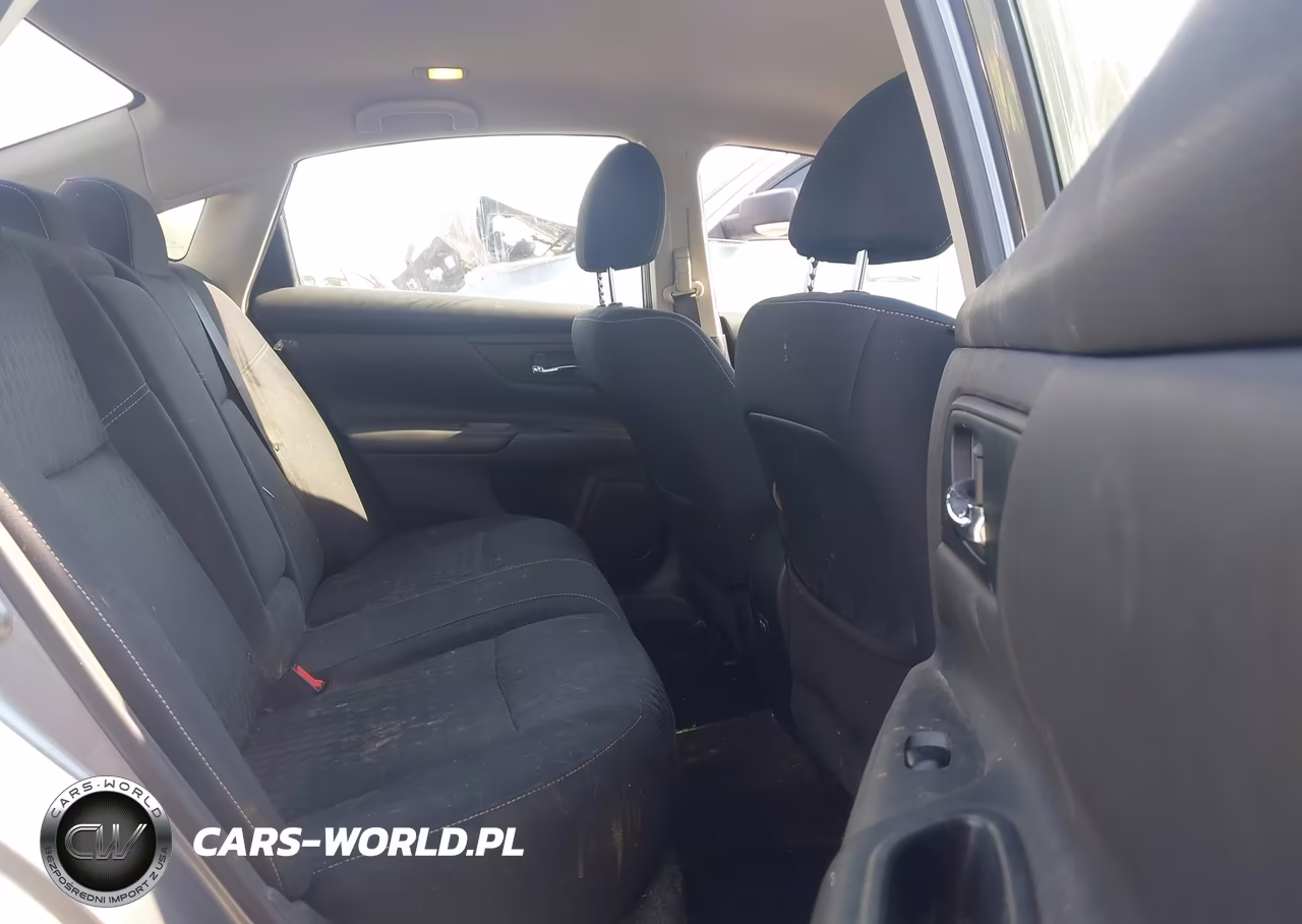 2018 Nissan Altima 2.5 S VIN:1N4AL3AP5JC233757 - 8