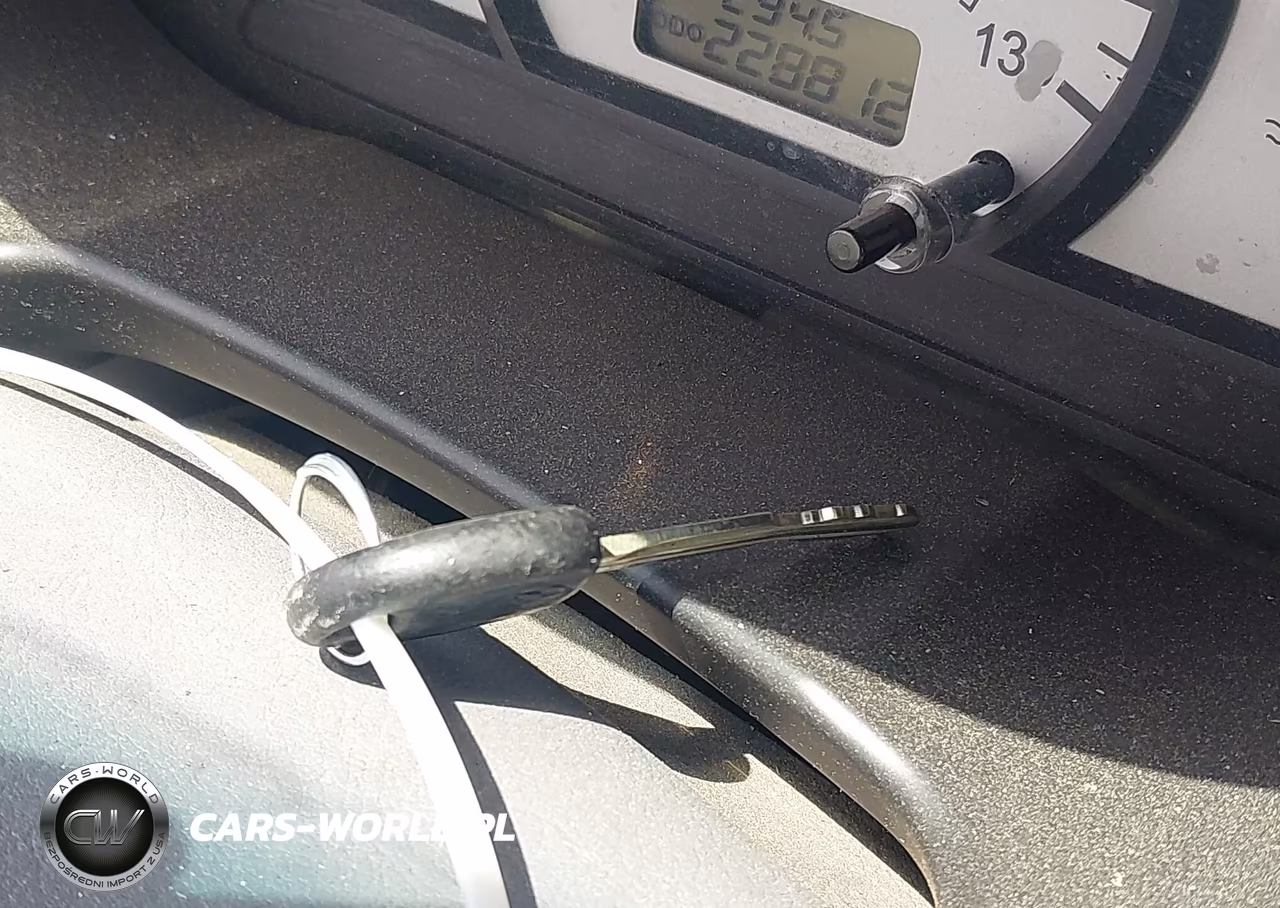 2005 Hyundai Accent Gls-Gt VIN:KMHCG35C95U366631 - 11