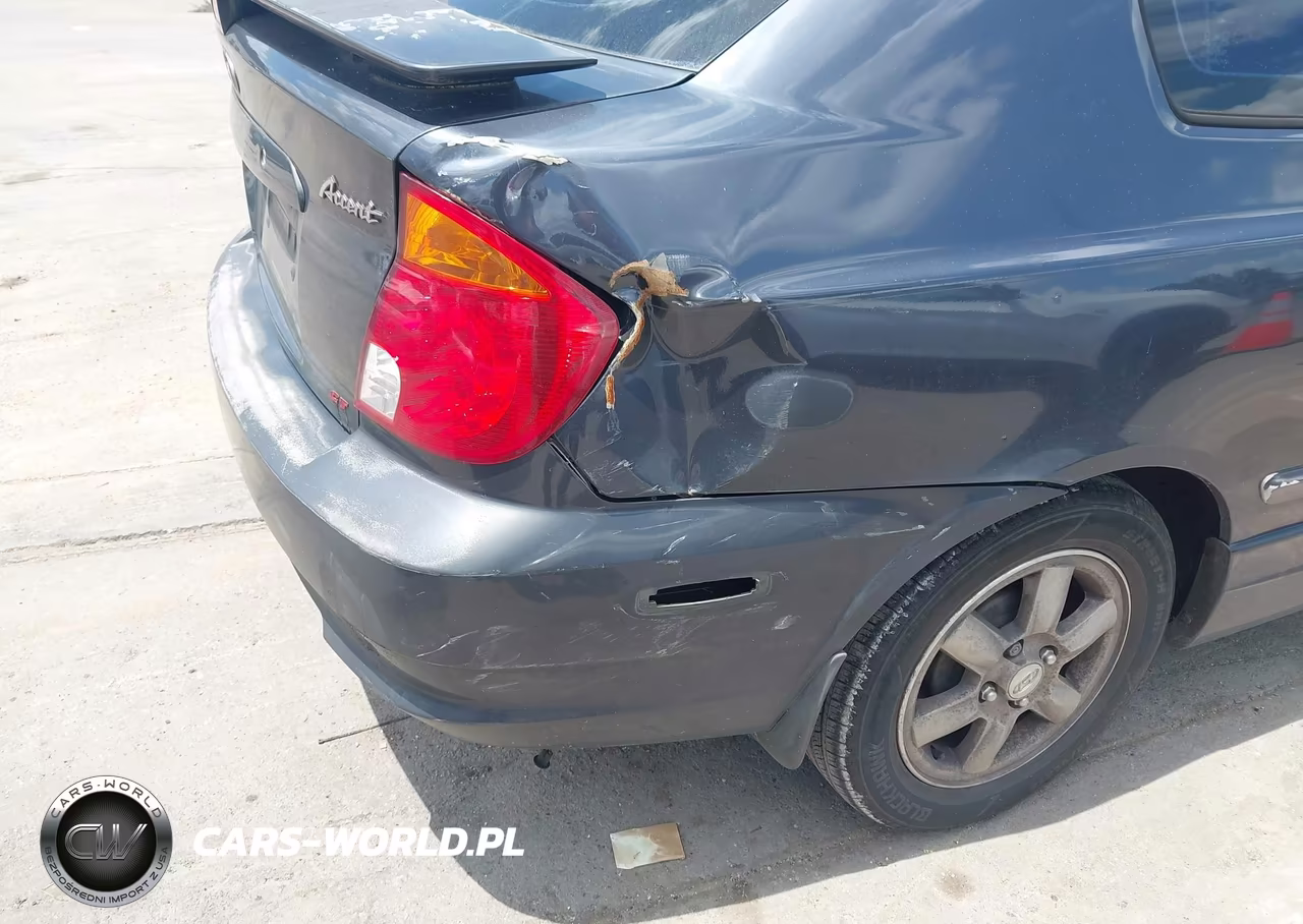 2005 Hyundai Accent Gls-Gt VIN:KMHCG35C95U366631 - 17